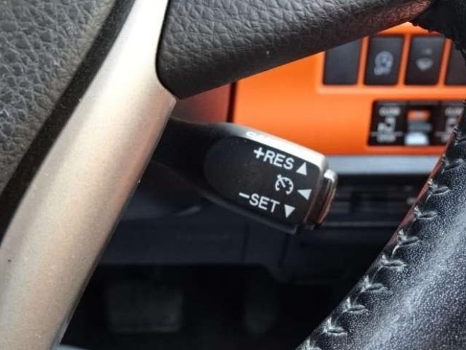 ヴォクシー2.0 ZS 4WD　保証1年　Wパワスラ　ナビ 地デジ Bカメラ 2000