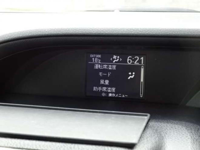 ヴォクシー2.0 ZS 4WD　保証1年　Wパワスラ　ナビ 地デジ Bカメラ 2000
