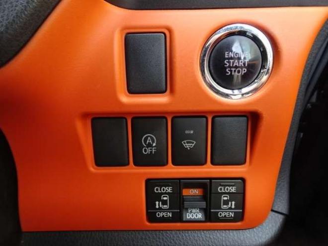 ヴォクシー2.0 ZS 4WD　保証1年　Wパワスラ　ナビ 地デジ Bカメラ 2000