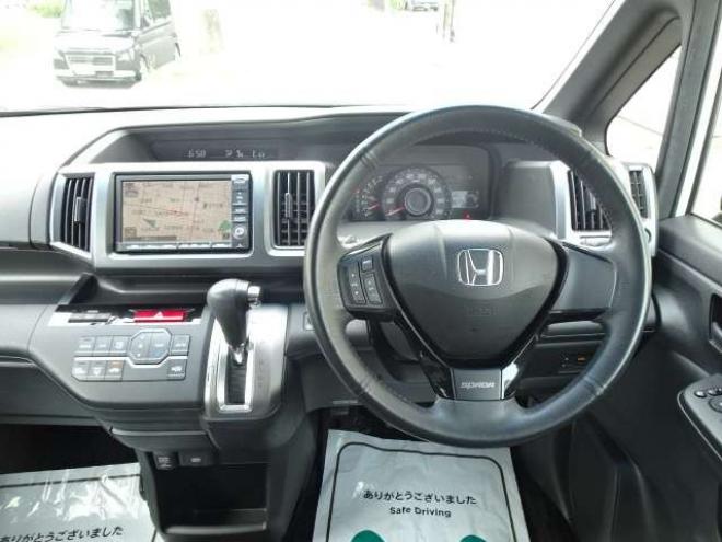 ステップワゴン2.0 スパーダ Z 4WD　本州車　Wパワスラ フリップダウン Bカメラ 2000