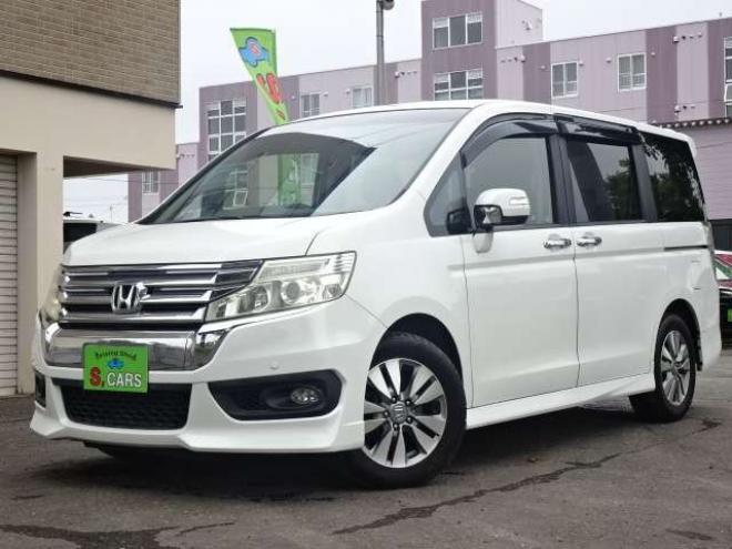 ステップワゴン2.0 スパーダ Z インターナビ セレクション 4WD　本州車　保証1年　後期 Wパワスラ Bカメラ 2000
