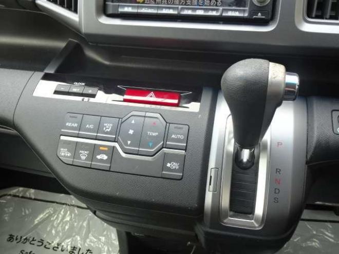 ステップワゴン2.0 スパーダ Z インターナビ セレクション 4WD　本州車　保証1年　後期 Wパワスラ Bカメラ 2000