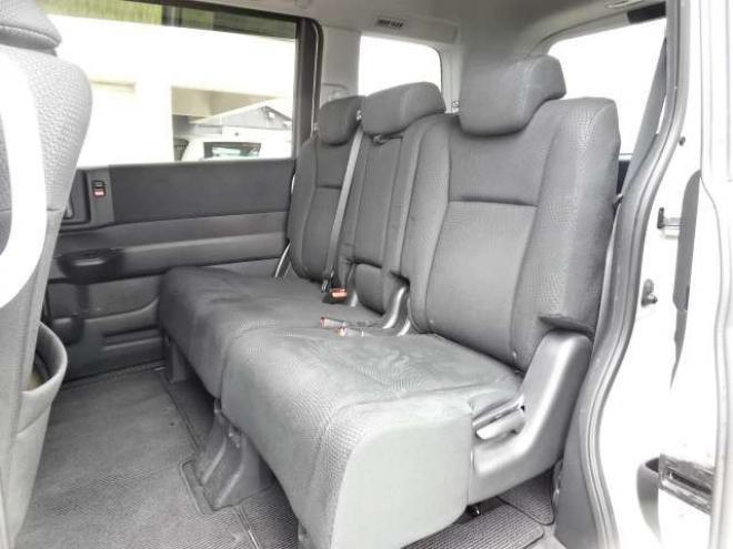ステップワゴン2.0 スパーダ Z インターナビ セレクション 4WD　本州車　保証1年　後期 Wパワスラ Bカメラ 2000