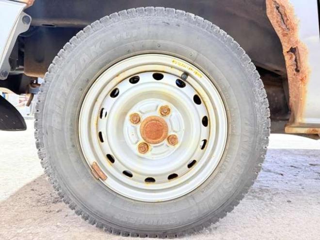 NV100クリッパーDX 4WD　下廻防錆 660