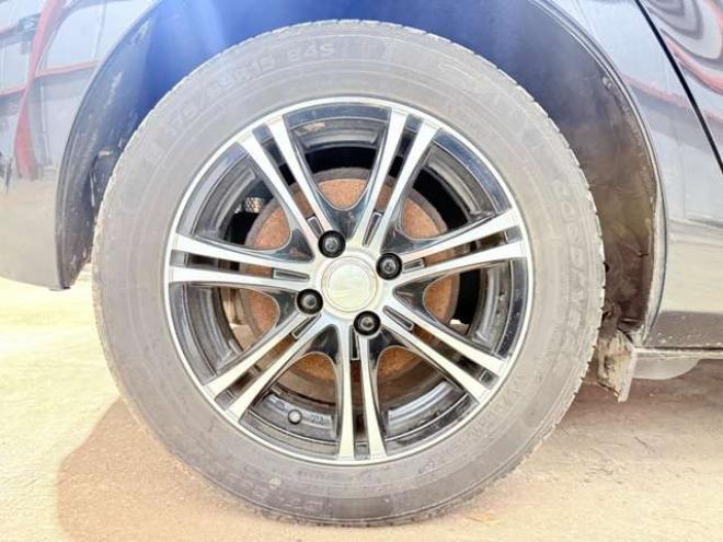 アクア1.5 S　下廻防錆TVナビBカメラ 2WD 1500
