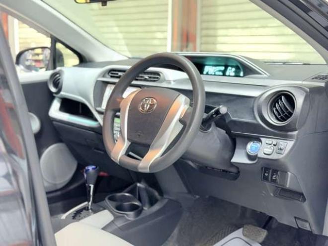 アクア1.5 S　下廻防錆TVナビBカメラ 2WD 1500