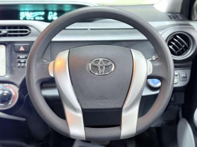 アクア1.5 S　下廻防錆TVナビBカメラ 2WD 1500