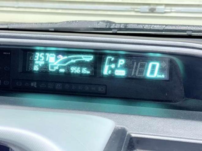 アクア1.5 S　下廻防錆TVナビBカメラ 2WD 1500