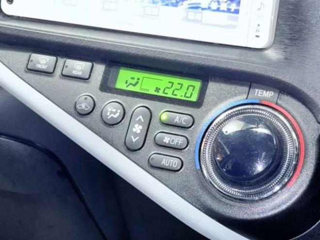 アクア1.5 S　下廻防錆TVナビBカメラ 2WD 1500