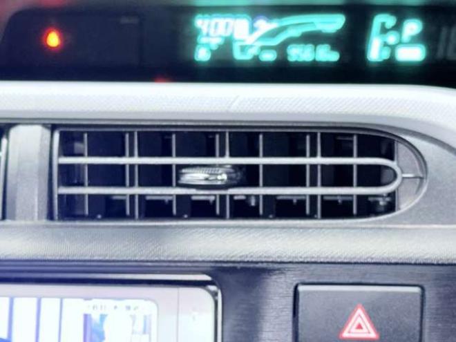 アクア1.5 S　下廻防錆TVナビBカメラ 2WD 1500