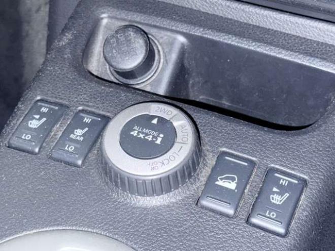 エクストレイル2.0 20Xtt 4WD　下廻防錆TVナビBカメETC夏冬タイヤ 2000