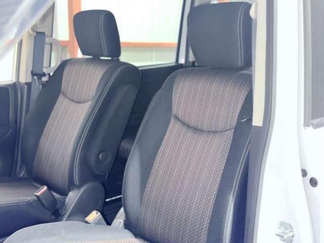 セレナ2.0 ハイウェイスター 4WD　下廻防錆TVナビBカメ後席モニタエンスタ 2000