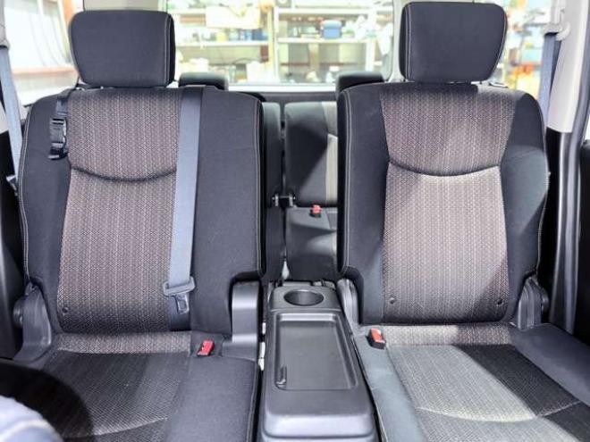 セレナ2.0 ハイウェイスター 4WD　下廻防錆TVナビBカメ後席モニタエンスタ 2000