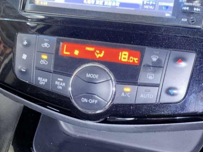 セレナ2.0 ハイウェイスター 4WD　下廻防錆TVナビBカメ後席モニタエンスタ 2000