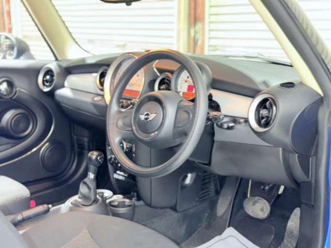 ミニワン　下廻防錆キーレス 正規輸入車 2WD 1600