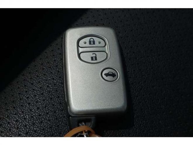 クラウンアスリート 2.5 i-Four ナビパッケージ 4WD　ナビTV・Bカメラ・スマートキー 2500