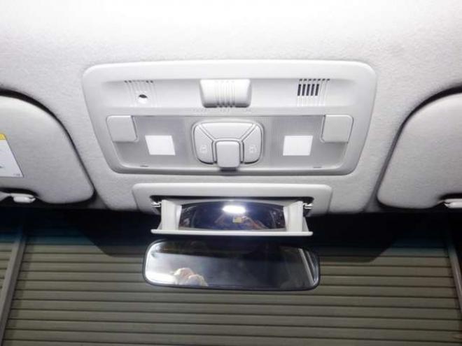 エスティマ2.4 アエラス 4WD　本州仕入・ナビ・TV・B/T・Bカメ・両側電動 2400