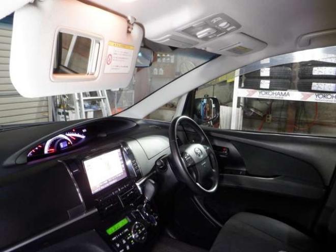 エスティマ2.4 アエラス 4WD　本州仕入・ナビ・TV・B/T・Bカメ・両側電動 2400