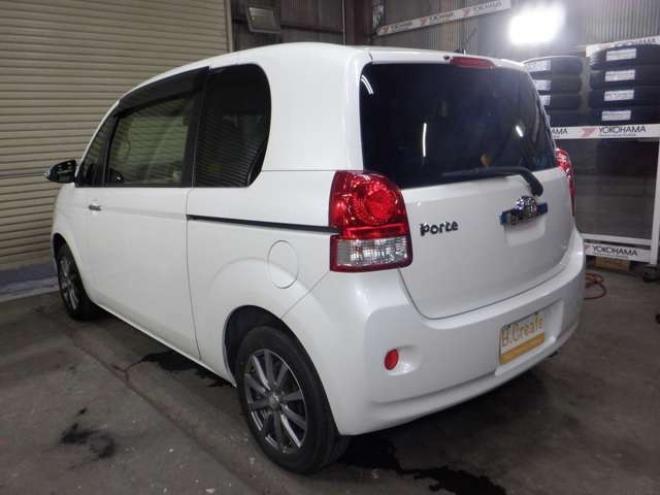 ポルテ1.5 F ア・ラ・モード 4WD　ナビ・TV・B/T・Bカメラ・パワスラ・ETC 1500