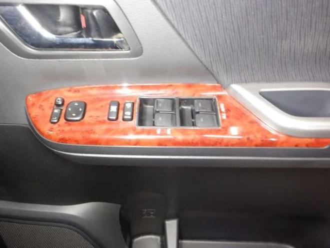 ヴェルファイア2.4 Z プラチナセレクション 4WD　ナビ・TV・Bカメラ・両側電動・電動Rゲート 2400