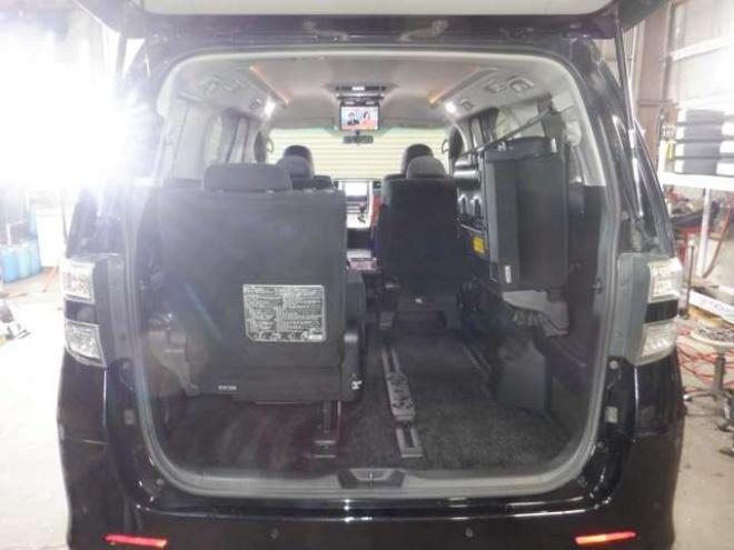 ヴェルファイア2.4 Z プラチナセレクション 4WD　ナビ・TV・Bカメラ・両側電動・電動Rゲート 2400