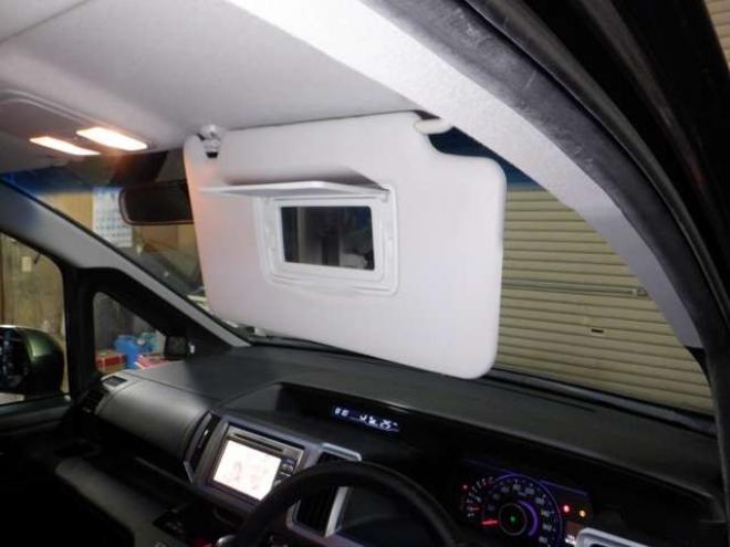 ステップワゴン2.0 スパーダ Z 4WD　ナビ・TV・Bカメラ・両側パワスラ・HID 2000