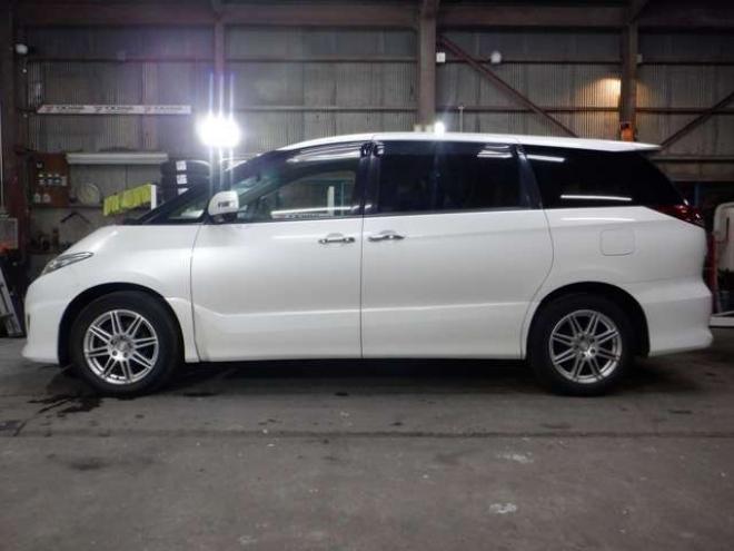 エスティマ2.4 アエラス Gエディション 4WD　ナビ・TV・B/T・Bカメラ・両側電動・HID 2400