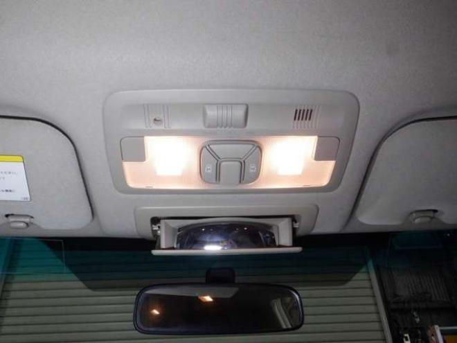 エスティマ2.4 アエラス Gエディション 4WD　ナビ・TV・B/T・Bカメラ・両側電動・HID 2400