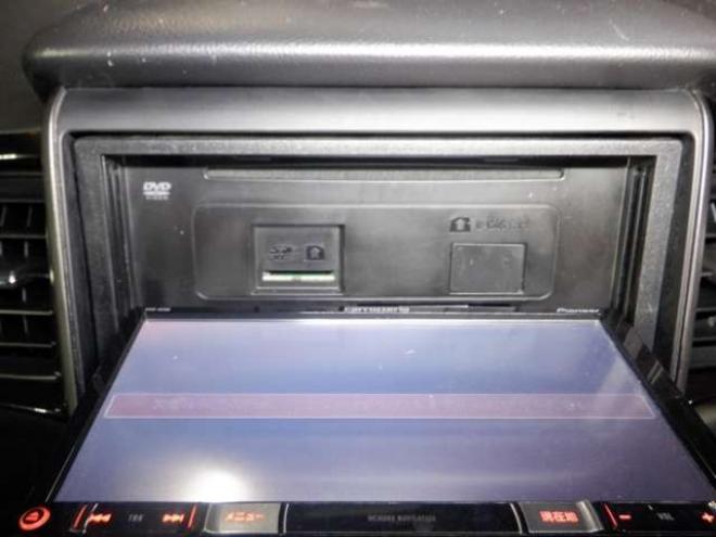 N-BOXカスタムG SSパッケージ 2トーンカラースタイル 4WD　本州仕入・ナビ・TV・Bカメラ・両側電動 660
