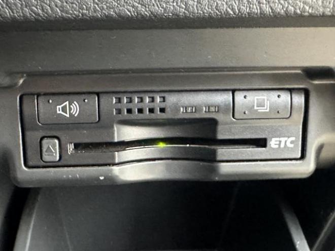 ヴェルファイア2.4Z 2400 5Dr