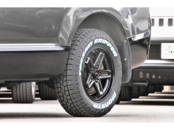 デリカＤ：５　Ｄパワーパッケージ　４ＷＤ　本州仕入　アルパインナビ／フリップダウンモニター　新品タイヤ／ホイール　新品フロントガード　車検２年付