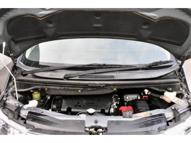 デリカＤ：５　Ｄパワーパッケージ　４ＷＤ　本州仕入　アルパインナビ／フリップダウンモニター　新品タイヤ／ホイール　新品フロントガード　車検２年付