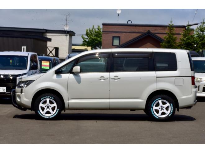 デリカＤ：５　Ｄパワーパッケージ　本州仕入　４ＷＤ　車検２年付　アルパイン９型ナビ　後席モニター　新品フロントガード　新品アルミ／タイヤ　両側パワースライドドア　オルタネータ交換済