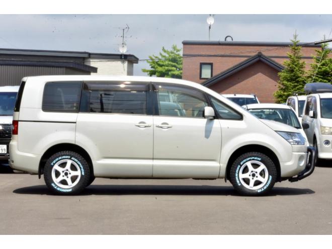 デリカＤ：５　Ｄパワーパッケージ　本州仕入　４ＷＤ　車検２年付　アルパイン９型ナビ　後席モニター　新品フロントガード　新品アルミ／タイヤ　両側パワースライドドア　オルタネータ交換済