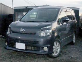 ヴォクシー　2.0 ZS 煌 4WD　両側パワースライドドア 2000