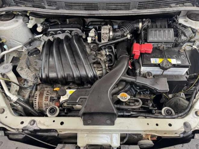 ADNV150  1.6 VE 4WD　エマージェンシーブレーキ　夏冬タイヤ 1600