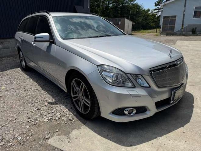 ベンツEクラスワゴン E350 ブルーテック アバンギャルド　夏冬タイヤ　Pバックドア 正規輸入車 2WD 3000