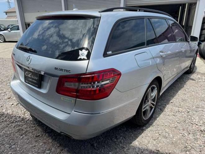 ベンツEクラスワゴン E350 ブルーテック アバンギャルド　夏冬タイヤ　Pバックドア 正規輸入車 2WD 3000