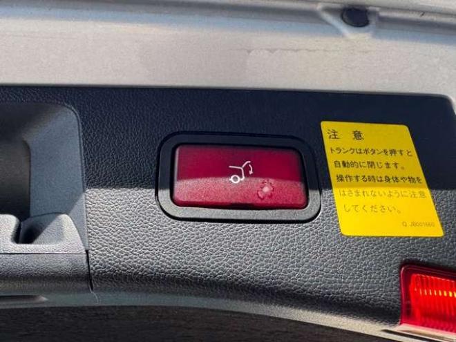 ベンツEクラスワゴン E350 ブルーテック アバンギャルド　夏冬タイヤ　Pバックドア 正規輸入車 2WD 3000