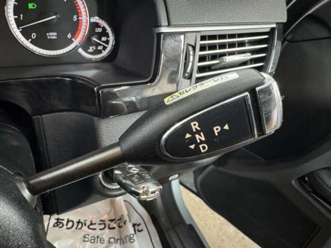 ベンツEクラスワゴン E350 ブルーテック アバンギャルド　夏冬タイヤ　Pバックドア 正規輸入車 2WD 3000