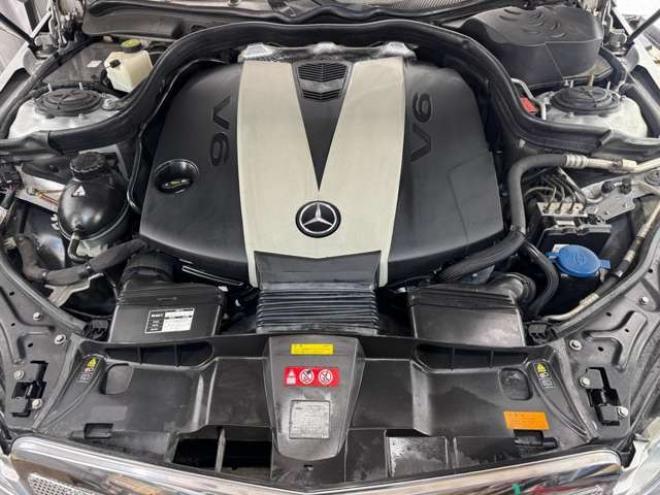 ベンツEクラスワゴン E350 ブルーテック アバンギャルド　夏冬タイヤ　Pバックドア 正規輸入車 2WD 3000