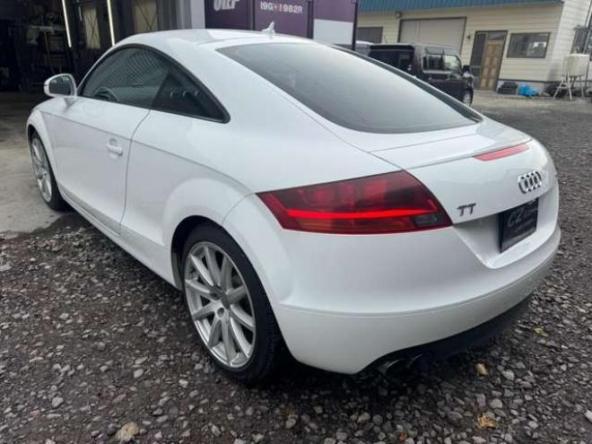 アウディTT クーペ 2.0 TFSI クワトロ 4WD　Bluetooth Bカメラ 正規輸入車 2000