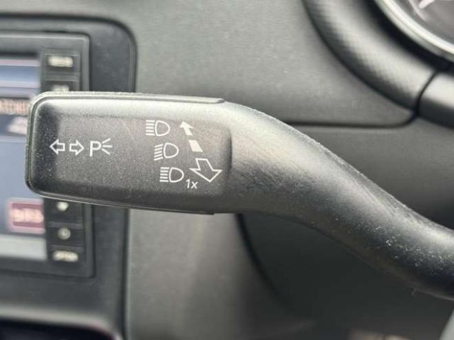 アウディTT クーペ 2.0 TFSI クワトロ 4WD　Bluetooth Bカメラ 正規輸入車 2000