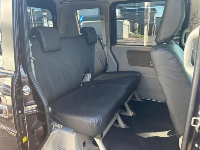 エブリィワゴン ＪＰターボ　４ＷＤ　バックカメラ　スライドドア　ナビ　ＴＶ　エアロ　キーレスエントリー　シートヒーター　ＡＴ　盗難防止システム　ＡＢＳ　ＣＤ　ＵＳＢ　Ｂｌｕｅｔｏｏｔｈ　アルミホイール　衝突安全ボディ 4WD 660 5Dr