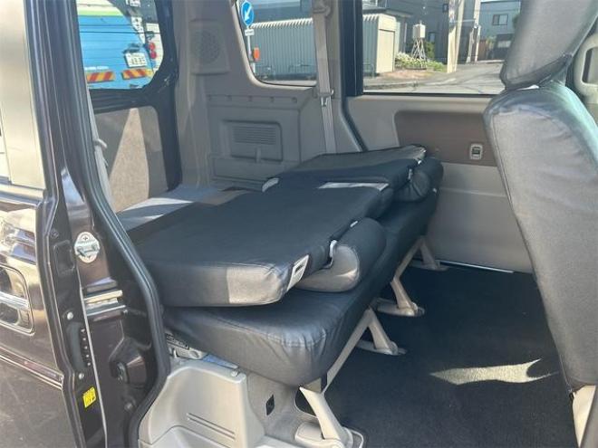 エブリィワゴン ＪＰターボ　４ＷＤ　バックカメラ　スライドドア　ナビ　ＴＶ　エアロ　キーレスエントリー　シートヒーター　ＡＴ　盗難防止システム　ＡＢＳ　ＣＤ　ＵＳＢ　Ｂｌｕｅｔｏｏｔｈ　アルミホイール　衝突安全ボディ 4WD 660 5Dr