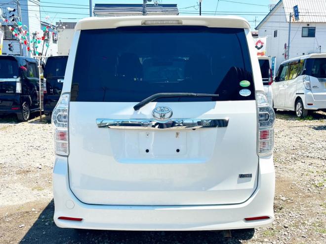 ヴォクシー2.0ZS煌Ⅲ 4WD　ローンが不安な方＜優遇ローン＞1年保証　両側Pスラ　後席モニター　Bカメラ