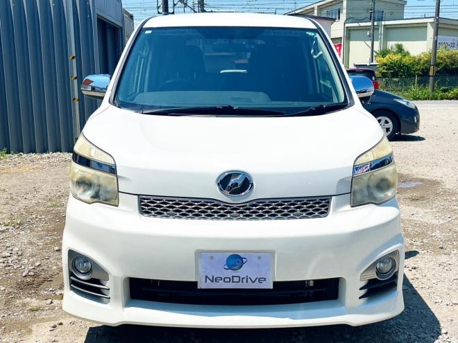 ヴォクシー2.0ZS煌Ⅲ 4WD　ローンが不安な方＜優遇ローン＞1年保証　両側Pスラ　後席モニター　Bカメラ