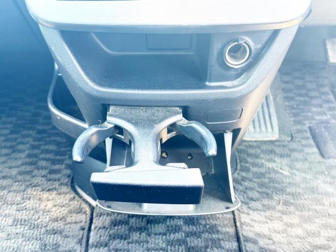 ヴォクシー2.0ZS煌Ⅲ 4WD　ローンが不安な方＜優遇ローン＞1年保証　両側Pスラ　後席モニター　Bカメラ