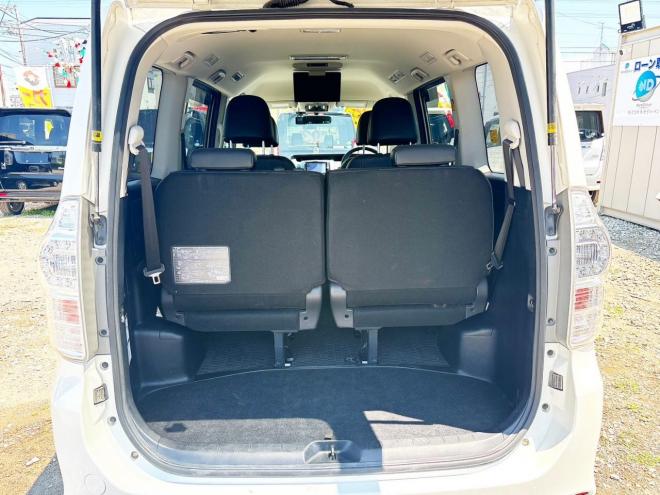 ヴォクシー2.0ZS煌Ⅲ 4WD　ローンが不安な方＜優遇ローン＞1年保証　両側Pスラ　後席モニター　Bカメラ