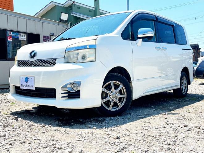 ヴォクシー2.0ZS煌Ⅲ 4WD　ローンが不安な方＜優遇ローン＞1年保証　両側Pスラ　後席モニター　Bカメラ